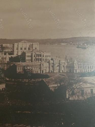 MEŞRUTİYET SARAYI'NIN ÇELEBİ PADİŞAHI SULTAN V. MEHMED REŞAD'IN HAYATI