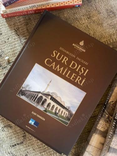 İSTANBUL'UN İNCİLERİ SUR İÇİ -SUR DIŞI CAMİLERİ 2 CİLT