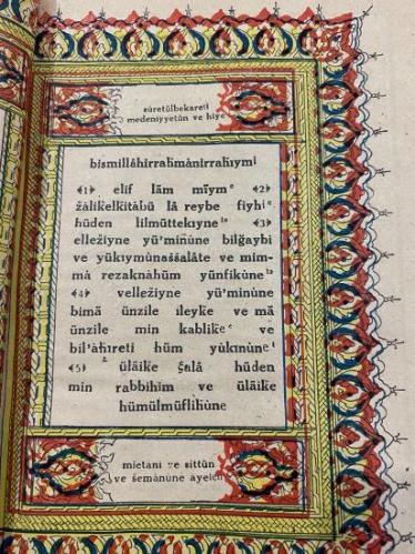Tek Parti Dönemi Camili Kur'an, Bütün Kur'an Arapça Okunuşu ve Latin Alfabesi İle Yazılmıştır
