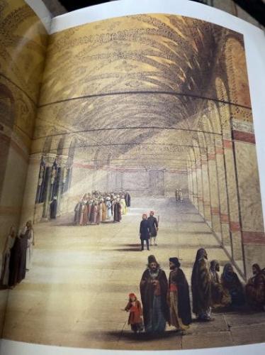 AYASOFYA CAMİİ ALBÜMÜ - PROF.DR. SEMAVİ EYİCENİN KALEMİNDEN 10 SORUDA AYASOFYA VE FOSSATİ'