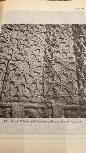 ANADOLU TÜRK MİMARİSİNDE GEOMETRİK SÜSLEMELER SELÇUKLU ÇAĞI