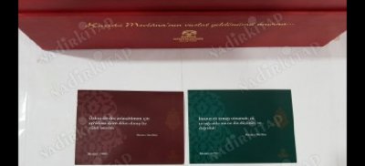 Hazreti Mevlana'dan , Mesnevi'den ve Divanı kebirden Seçme Beyitleri Muhtevi 768 Kart Orijinal Kutusu İçinde .ve 2.kutu hadisi şerifler.