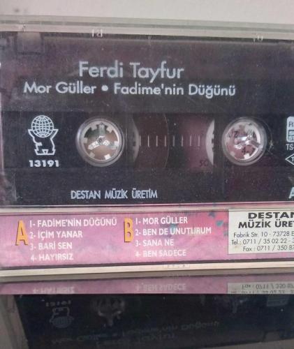 Ferdi Tayfur - Mor Güller / İçim Yanar (Alman Baskı)