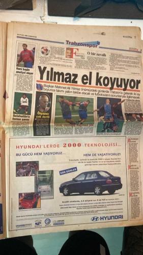 FANATİK SPOR GAZETESİ - TURKISH NEWSPAPER - DOĞUM GÜNÜ HEDİYESİ  - EKSİKSİZ TAM TAKIM GAZETE - 25 EYLÜL 1999 - SAYI:1405 - GALATASARAY - SAMSUNSPOR - HAKAN ŞÜKÜR - HAGİ - MARCIO - SERKAN - K.HAKAN - VURAL - ÜMİT - SUAT - ARİF - AHMET - POPESCU - CAPONE - FATİH TERİM - RIDVAN DİLMEN - JOHNSON - OULARE - MOLDOVAN - BOLİÇ - SERGEN - MOSHOEU - NECİL ÜLGEN - NECATİ BİLGİÇ - ABDULLAH ÇEVRİM - ENGİN VEREL - YUSUF DURSUN - AZİZ YILDIRIM - CEMAL AYDIN - BRIEGEL - NAZMİ AVLUCA - ŞEREF EROĞLU - HAKKI BAŞAR - FATİH BAKAR - HAMZA YERLİKAYA - OSMAN TANBURACI - TEMEL ÖZALAK - COŞKUN ÖZARI - İSMET TONGO - VEDAT DANACI - BU VATAN - GERÇEK SPOR GAZETESİ - FANATIK - HEPİMİZİN - ASLAN 1-0 SAMSUN’U DEVİRDİ - HAGİ KRALLIĞA OYNADI - MARCIO GİRDİ PENALTI YAPTIRDI - KIRAN KIRANA - DİLMEN BEYİN YIKADI - FENER PUSUYA YATTI - GOLCÜLERİM BENİM - GAZİANTEPSPOR CİDDİ RAKİP - HEPİNİZE GÜVENİYORUM - DEREAĞZI ŞENLENDİ - JOHNSON’A KART UYARISI - YEDEKLERE KIRIK NOT - BOLİÇ İÇİN TOP RIDVAN’DA - KARTAL’IN ZOR SINAVI - BEŞ