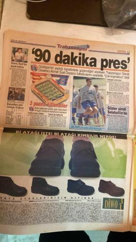 FANATİK SPOR GAZETESİ - TURKISH NEWSPAPER - DOĞUM GÜNÜ HEDİYESİ  - EKSİKSİZ TAM TAKIM GAZETE - 26 EYLÜL 1999 - SAYI:1406 - BEŞİKTAŞ - KOCAELİSPOR - ERTUĞRUL - MÜNCH - İLKER - BRIEGEL - AHMED DURSUN - SERDAR - SHORUNMU - YASİN - SELLAMİ - STINGACIU - ZEKİ - NAZMİ AVLUCa - ŞEREF EROĞLU - HAKKI BAŞAR - HAMZA YERLİKAYA - GÜVEN TANER - TAYLAN UYGUR - DOĞAN BABACAN - YEMEN EKŞİOĞLU - METİN TÜKENMEZ - RAHMAN SAĞIROĞLU - BU VATAN - GERÇEK SPOR GAZETESİ - FANATIK - HEPİMİZİN - KARTAL BÜYÜYÜ BOZDU - KARTALI ERTUĞRUL UÇURDU - SÖKE SÖKE - KARTAL TAM GAZ - BEŞİKTAŞ’A BU YAKIŞIR - HAVAYA GİRDİLER - KOCAELİ’NE DESTEK - AVRUPA ŞAMPİYONU NAZMİ AVLUCa - DURAN TOP BECERİSİ - ELEMTEREFİS - SÜPER SOLAK İŞBAŞINDA - CİM BOM MAÇ FAZLASIYLA LİDER - FENERBAHÇE ALTAY ÖNÜNDE - BEŞİKTAŞ DENİZLİSPOR’U HAVALANDIRDI - BRUNO’DA PROBLEM YOK - BAŞKAN YILDIRIM’DAN SON UYARI - MAZERET İSTEMEM - TARAFTAR BAŞARI İSTİYOR - ZORLU MAÇLAR GALATASARAY ROBOT GİBİ - CHELSEA GALİP - HERTHA BERABERE - BEŞİKTAŞ - KOCAELİSPOR - 1-0 -