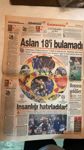 FANATİK SPOR GAZETESİ - TURKISH NEWSPAPER - DOĞUM GÜNÜ HEDİYESİ  - EKSİKSİZ TAM TAKIM GAZETE - 29 EYLÜL 1999 - SAYI:1410 - GALATASARAY - CHELSEA - HERTHA BERLIN - MILAN - TAFFAREL - HAGİ - HAKAN ÜNSAL - ARİF - LEBOEUF - PETRESCU - DESCHAMPS - WISE - DESAILLY - OGÜN - OULARE - PREKO - MOLDOVAN - BOLİÇ - MURAT YAKIN - RIDVAN DİLMEN - RÜŞTÜ - CEMİL TURAN - ALİ YILDIRIM - NECİL ÜLGEN - MEHMET Y. YILMAZ - COŞKUN ÖZARI - İSMET TONGO - OSMAN TANBURACI - OĞUZ DİZER - VEDAT DANACI - YUSUF DURSUN - BU VATAN - GERÇEK SPOR GAZETESİ - FANATIK - HEPİMİZİN - TAFFAREL’İN İHANETİ - YAZIK OLDU - DUAM KABUL OLMADI - TALİHİN BÖYLESİ - KADERİMSE GÜLERİM - GALATASARAY YENİLGİYİ HAKETMEDİ - İNGİLİZLER’İN ÇİRKİN TEZGAHI - MILAN-HERTHA 1-1 - OGÜN’DEN SONRA OULARE DE SAKAT - TAYFUR: KARTAL BRIEGEL’LE GÜZEL - FENER’E İKİNCİ DARBE - BİZE GÜVENİN - ZAFFER BİZİM OLACAK - MR’I ÇEKİLDİ - MORALİ BOZUK - SAKATLIKTAN KURTULAMIYOR - OYNAMASI İMKANSIZ - PREKO’NUN AZ DA OLSA UMUDU VAR - GOLCÜLER HAZIR - ÖZÜR DİLEYEN MURAT