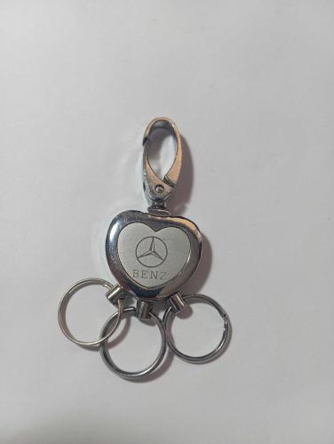 Mercedes Benz anahtarlık resimlerdeki haliyle koleksiyon dekorluk kullanimlik