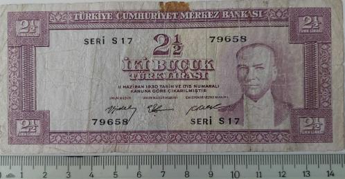5.EMİSYON 2.TERTİP 2,5 (2½) TÜRK LİRASI SERİ S17 79658 NOLU NATÜREL KAĞIT PARA NADİR