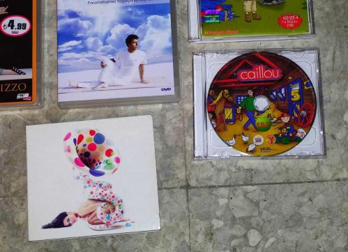 20773-ZAYIFLMAK İÇİN DVD+HAFİFLİK DVD+YOGA DVD+ÇAKRA DVD+İSMAİL BÜLBÜL DVD+4 CD CAİLLOU VCD+MÜZİK CDSİ