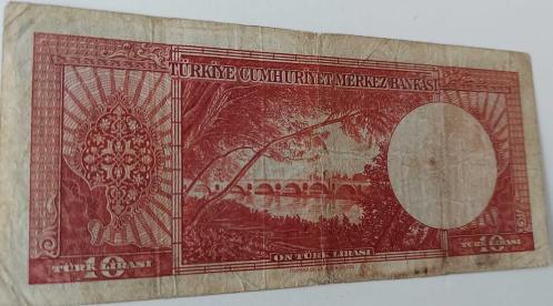5.EMİSYON 2.TERTİP 10 ON TÜRK LİRASI  SERİ L8 16237 SERİ NOLU NATÜREL ÇOK TEMİZ KAĞIT PARA NADİRİ
