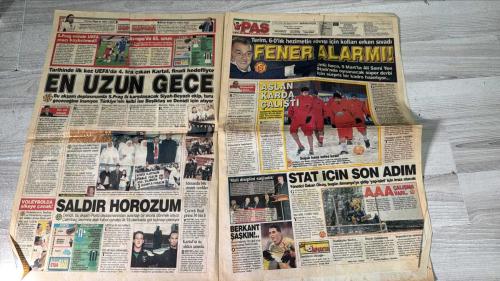 PAS SPOR GAZETESİ - 20 ŞUBAT 2003 - MİES KUPASI - S.PRAG EVİNDE UEFA MAÇI KAYBETMEDİ! - AVRUPA'DA 85. SINAV - EN UZUN GECE - VUR VUR - VOLEYBOLDA ŞİKEYE ÇANAK! - HAYDİ KARTALIM FİNALE UÇALIM 100. YILIMIZDA 3 KUPAYLA COŞALIM - SALDIR HOROZUM - İDMANDA BİLE DESTEK VERDİLER - FENER ALARMI! - ASLAN KARDA ÇALIŞTI - 'MALİ DİSİPLİNİ SAĞLADIK' - ÇEYREK FİNAL PRİMİ 30 BİN $ - BERKANT ŞAŞKIN!.. - KARTAL'IN ÜÇ YILDIZI SINIRDA - SOĞUK HAVA NEFES KESTİ - STAT İÇİN SON ADIM - TEŞEKKÜRLER REVİVO - BÜYÜK GALATASARAY İMPARATOR'UN ORDUSU - ŞAMPİYON OLACAĞIZ... - KAPRİS, ŞIMARIKLIK, KAÇAMAKLAR... -  REVİVO - ÜMİT KARAN - ÇALIMBAY - LUKUNKU - JOHNSON - BÜLENT - OVERMARS - AYDIN - BAHRİ KAYA - RÜŞTÜ - ANTİC - YUSUF - OĞUZ ÇETİN - MARKOVİC - STEVİÇ - SADETTİN SARAN - MEHMET ŞAHAN - LEVENT ERİŞ - MURAT KOCABEY - AHMET ERTEM - LEVENT - HASAN GÖKHAN - CAN - MURAT - ALİ KAMBUR - EKREM CENGİZ - ALİ SABUNCU - M. ALİ ÇINAR - LÜTFİ ÇELİK - HÜSEYİN HAMAMCI - DURMUŞ ALİ - EYÜPHAN E. - TARIK SÖYLEYİCİ - SERGEN
