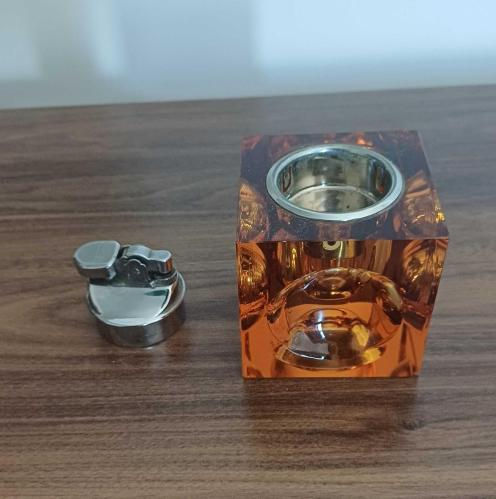 Masa Çakmağı Geometrik Küp Form   Bal Rengi (Amber)   Vintage Koleksiyon Parçası