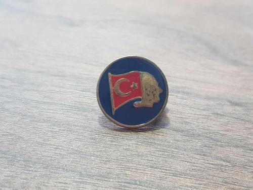 ATATÜRK VE BAYRAK TEMALI ROZET